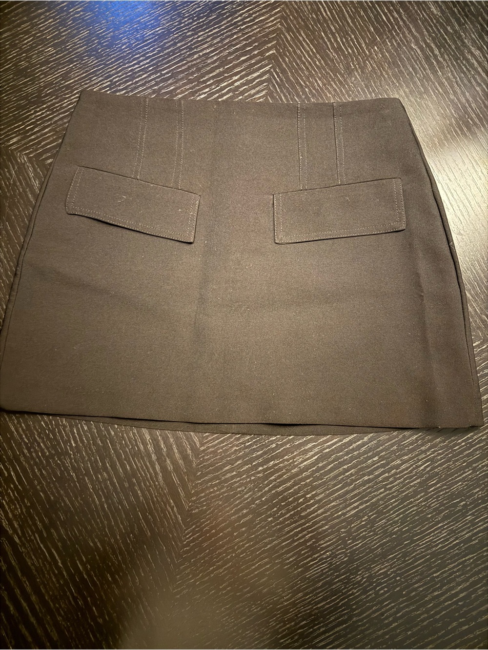 Dynamite Mini Skirt in Black Size Medium